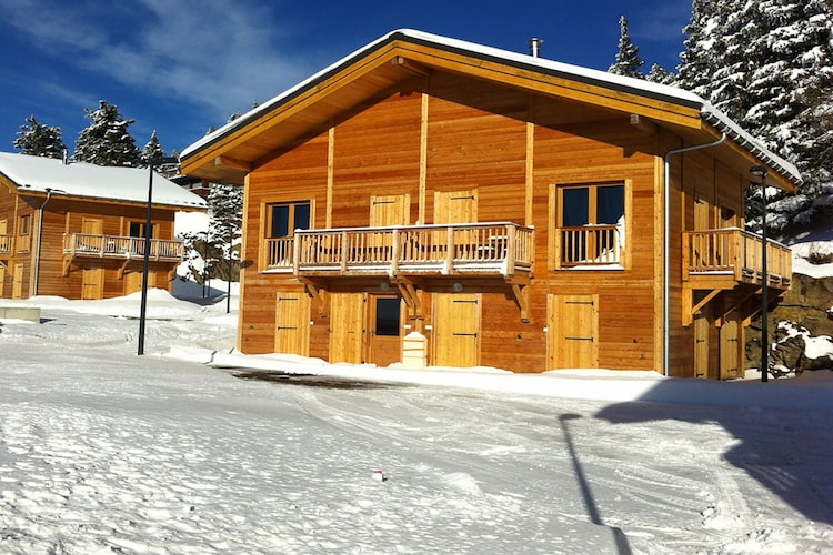 Accommodation in Saint-Paul-les-Fonts