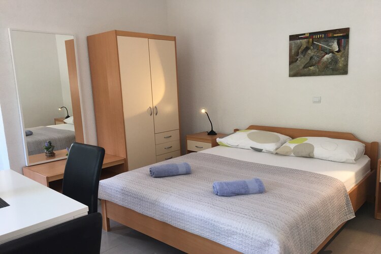 Studio Apartment Paradise 2