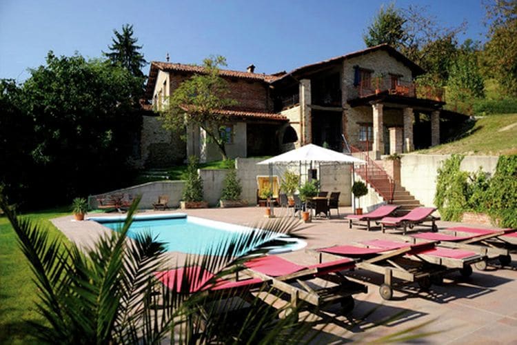 Vakantiehuizen Italie | Piemonte | Vakantiehuis te huur in Bastia-Mondovi met zwembad  met wifi 4 personen