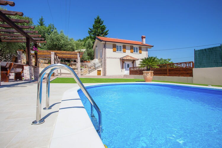 Villa Olive with pool and sea view