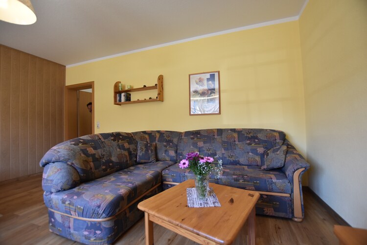 Am Waldrand Wischuer