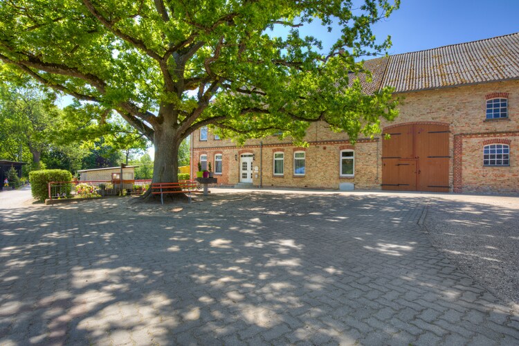 Großes Gartenzimmer