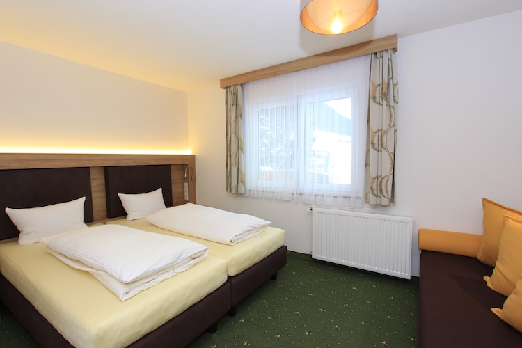 Ischgl Collina Top 6