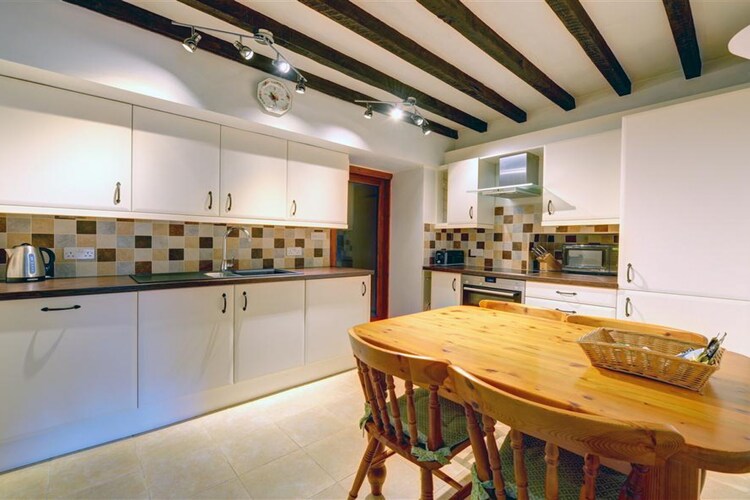 Holly Tree Cottage