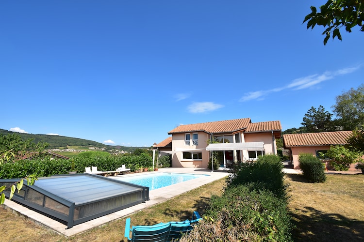 Villa entre Macon et Beaujolais