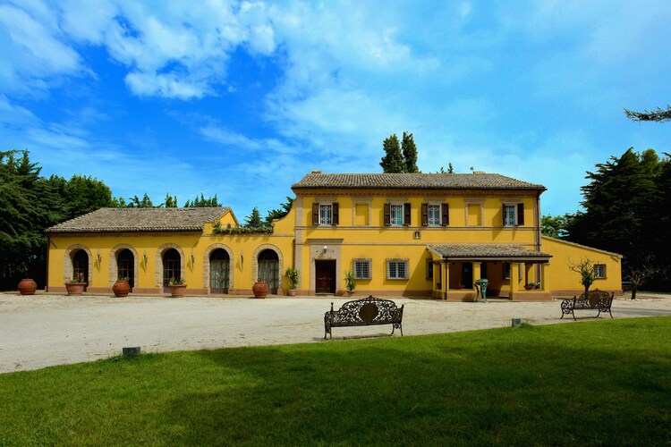 Vakantiehuizen Italie | Marche | Vakantiehuis te huur in Filottrano met zwembad  met wifi 8 personen