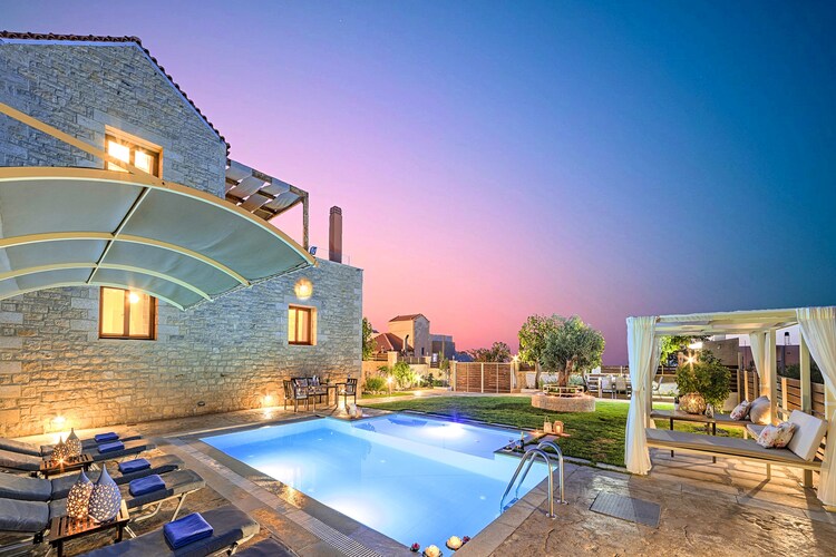 Cretan Sunrise Villa