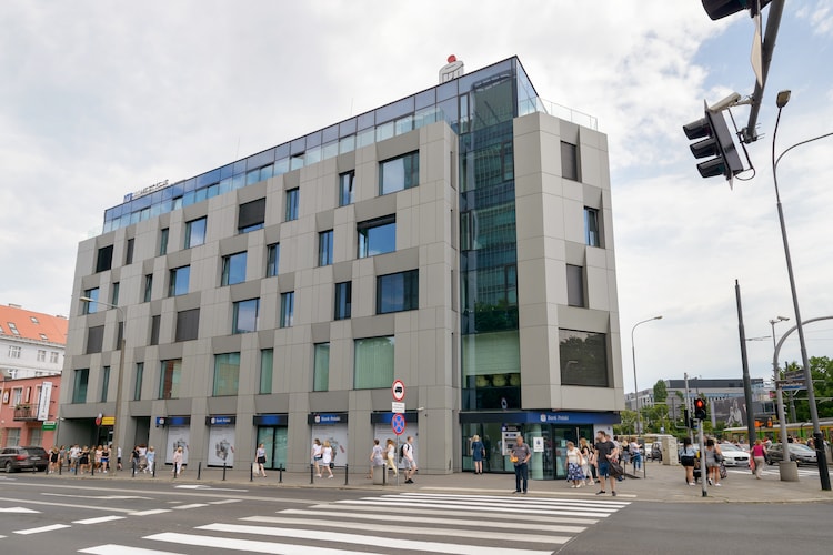 Deluxe Studio Apartment