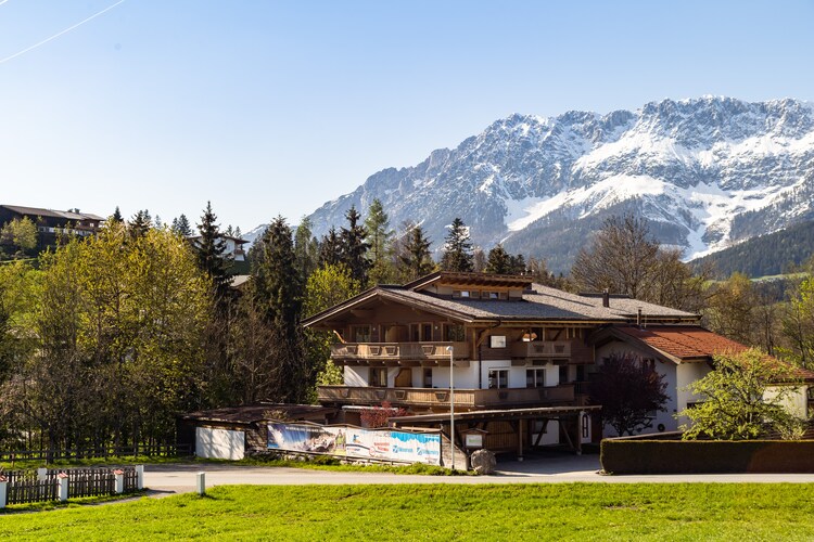 Haus Harmony - Alpenblume Top 1