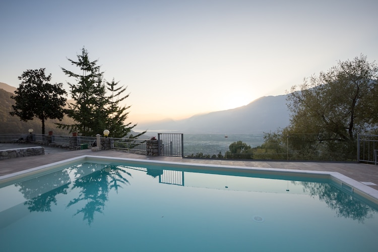 Villa Meraviglia