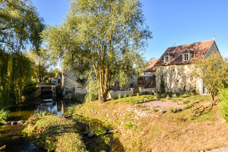 Maison baignade en rivière naturelle