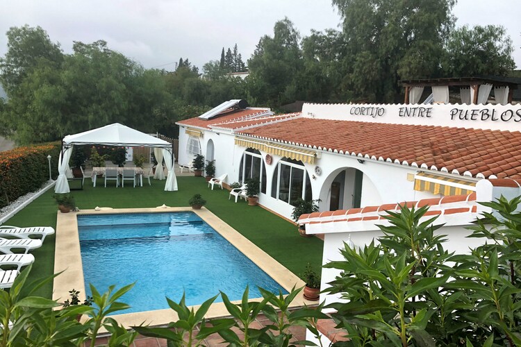 Cortijo Entre los Pueblos