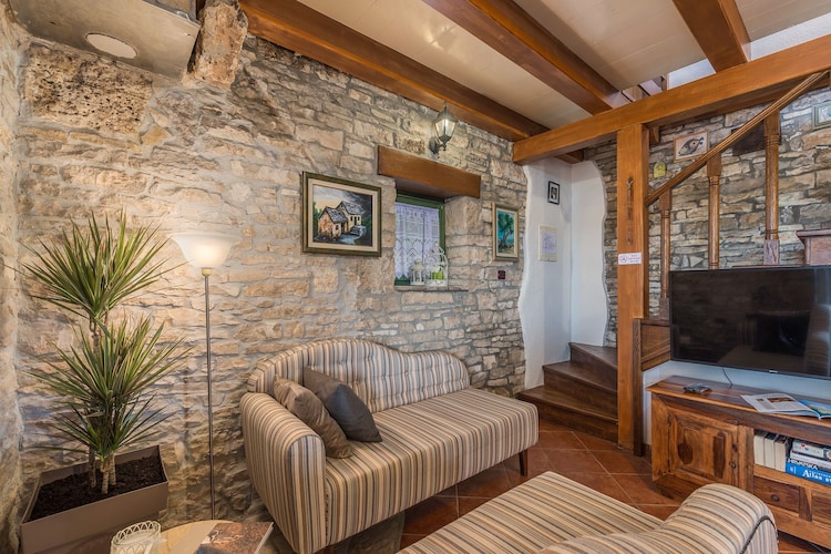 Villa Ana Rita with Bubbelbad and private Garden