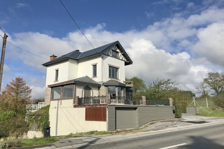 Vrijstaand vakantiehuis nabij Durbuy met een sauna