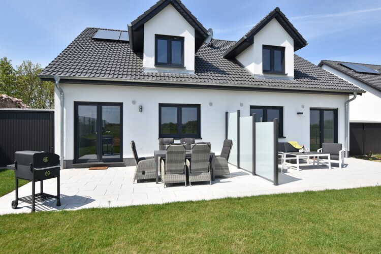 Ferienhaus Wildrose 3 Und 4 In Kühlungsborn Mit Te