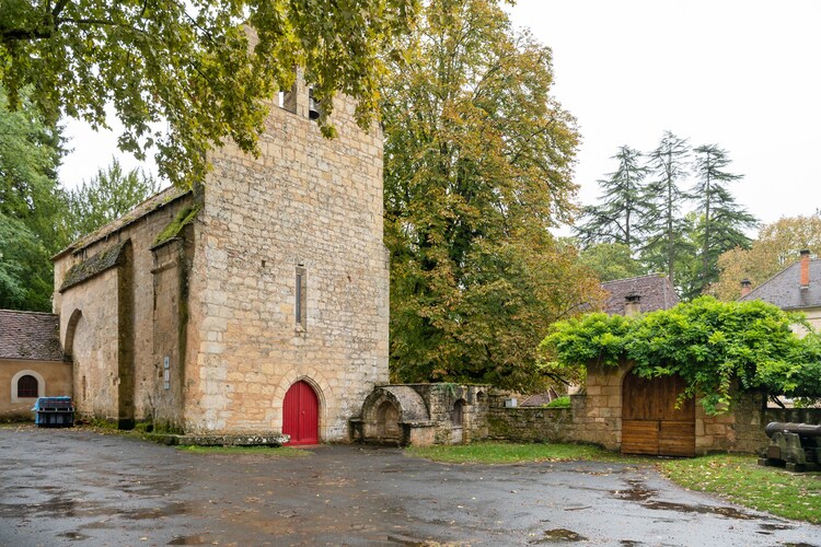 Le Moustier