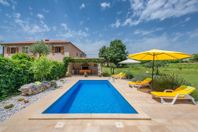 Villa Krizanci with Private pool and Fenced garden