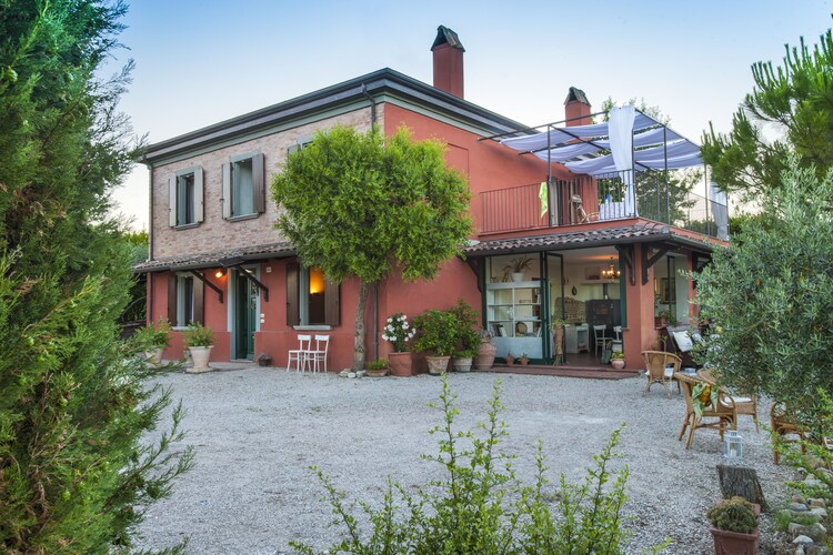 Mooi vakantiehuis in San Giovanni in Marignano met tuin