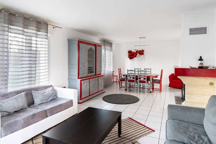D-day Holiday Home 6 p