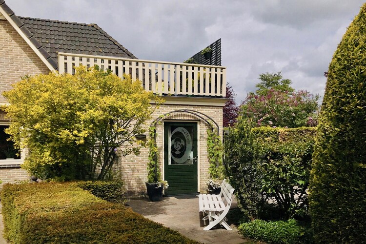 Buitenhuis en Vakantie appartement De Stelling
