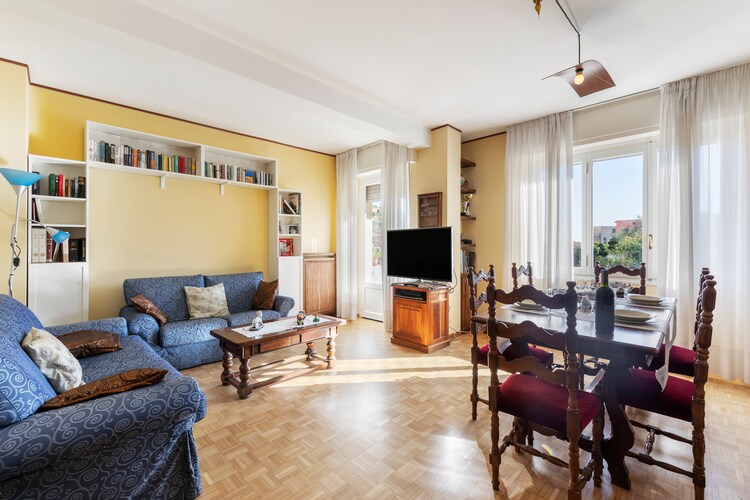 Elegant Apartment in Sanremo met balkon