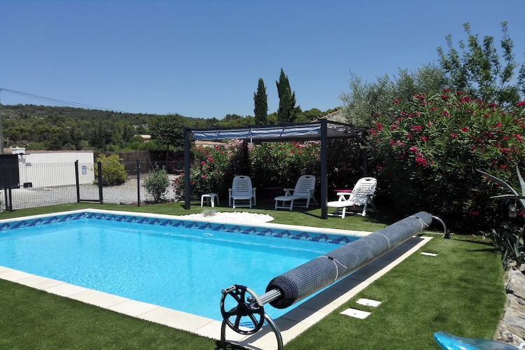 Charmante villa in Azillanet met privézwembad