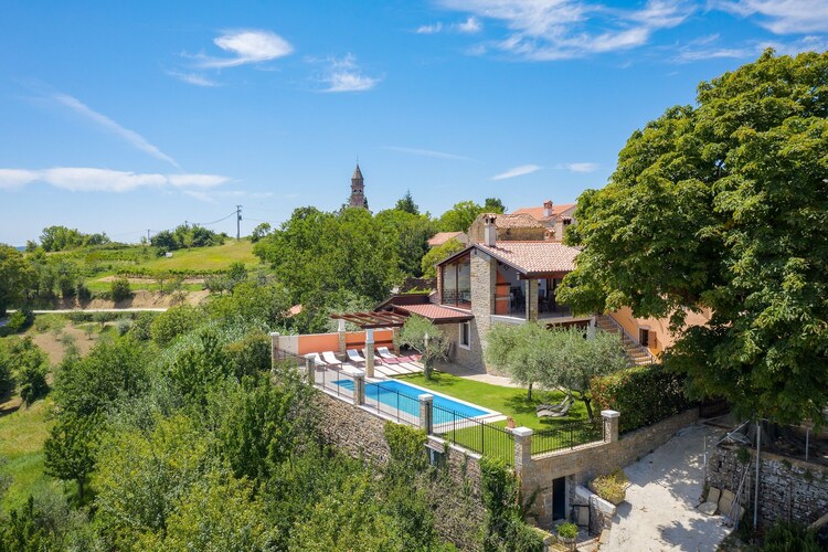 Holiday House Zamask