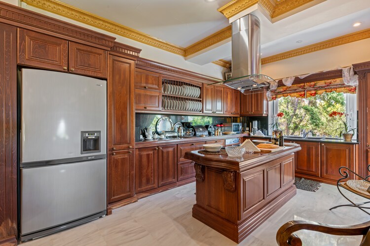 Corinthian Style Villa