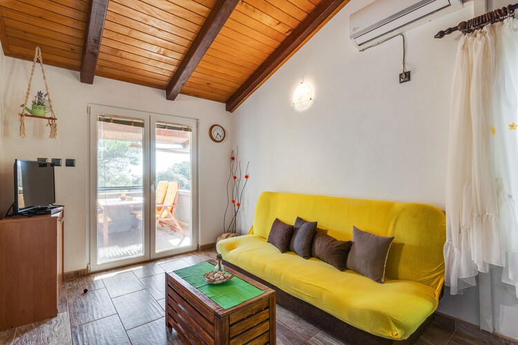 Apartment Heni