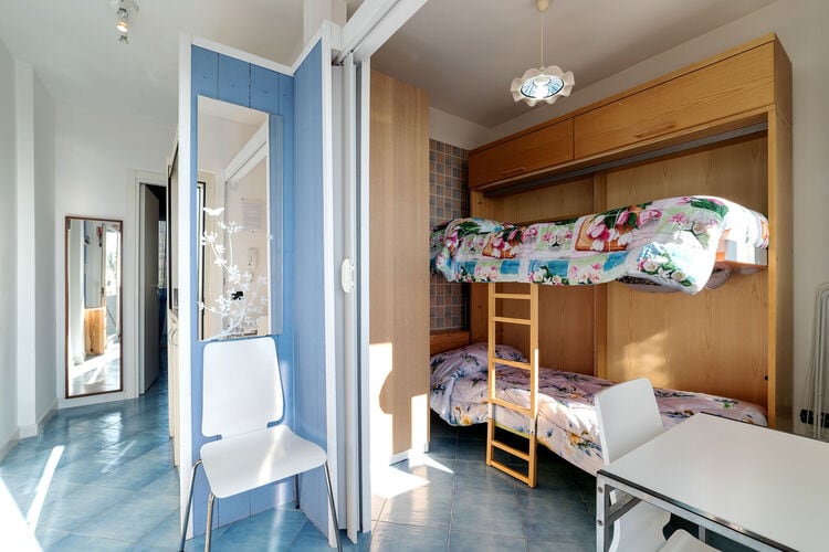 Vakantiehuizen Italie | Campania | Appartement te huur in Policastro-Bussentino   met wifi 4 personen