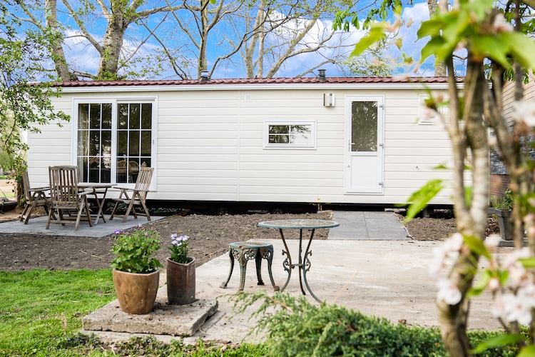 Gezellige vakantieVacation house in Bantega met terras