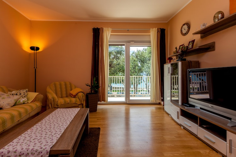 Comfortable apartment near the beach