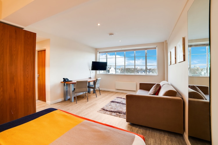 Flat-710 - ROLAND HOUSE - STUDIO APARTMENT