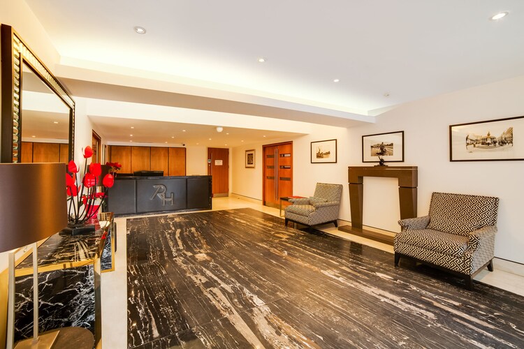 Flat-707 - ROLAND HOUSE - STUDIO APARTMENT
