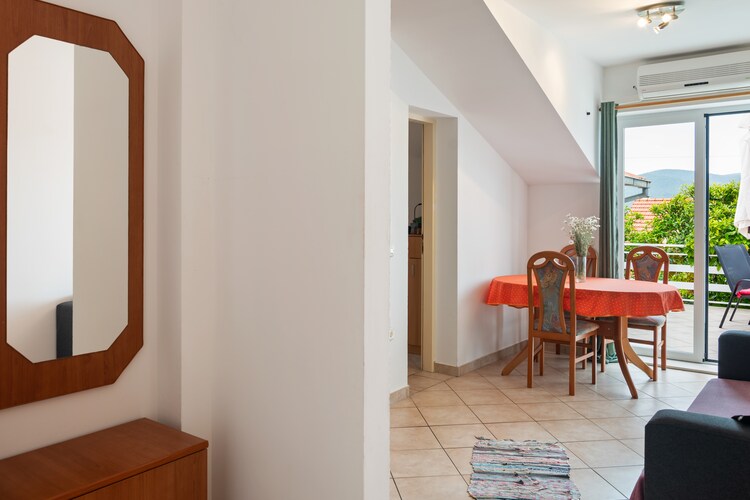 Apartment Botica Viganj