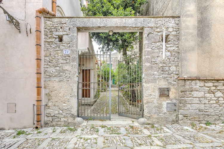 Villa Erice Vetta