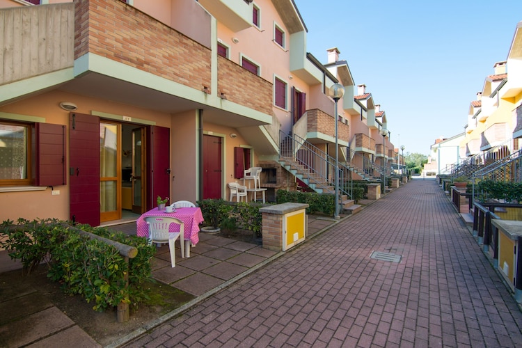 Mooi vakantiehuis in Rosolina Mare met zwembad
