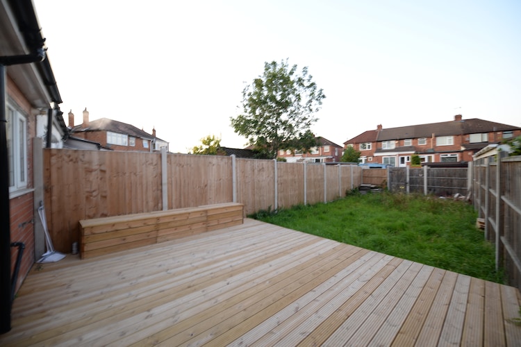 4 Bedroom - 05 Miles For Coventry Train Station