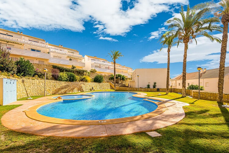Prachtig vakantiehuis in Relleu met een privézwembad