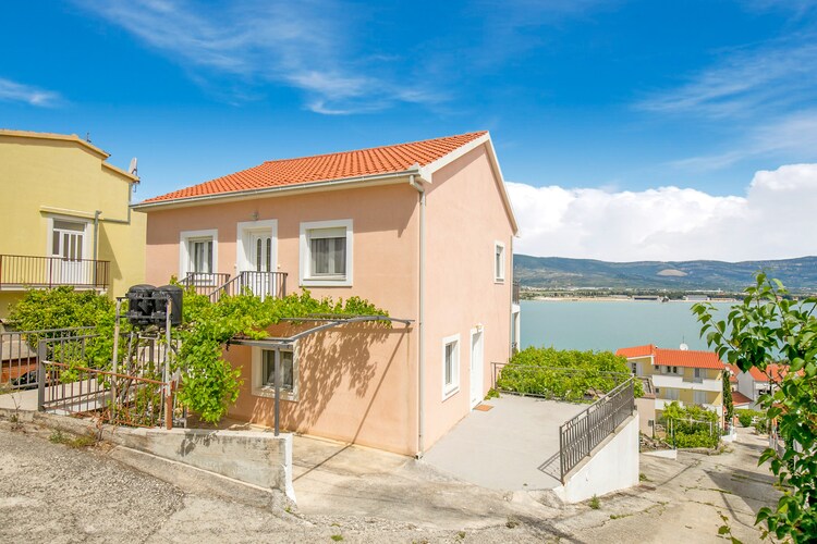 Apartment Villa Narona
