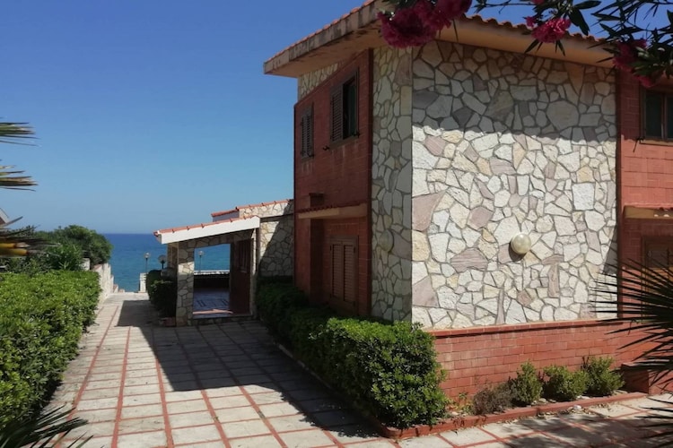 Villa sul mare