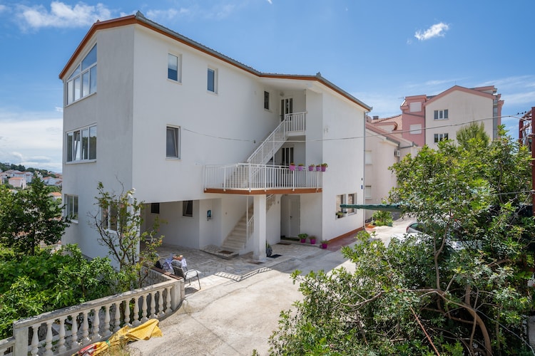 Apartmani Lucija A2