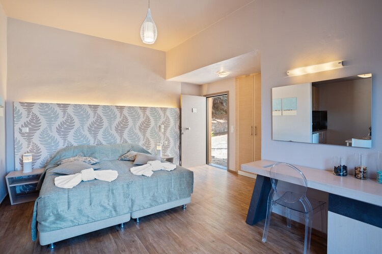 Lassia Studio 9 mit Poolblick