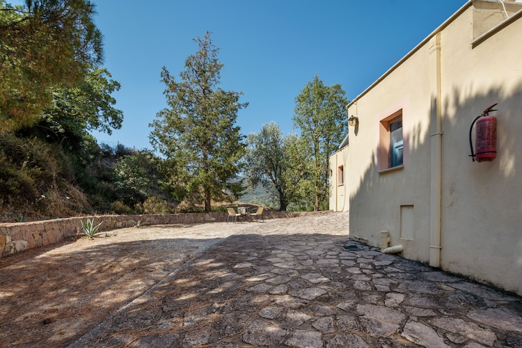 Lassia Studio 9 mit Poolblick