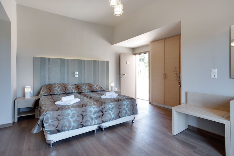Lassia Studio 13 mit Poolblick
