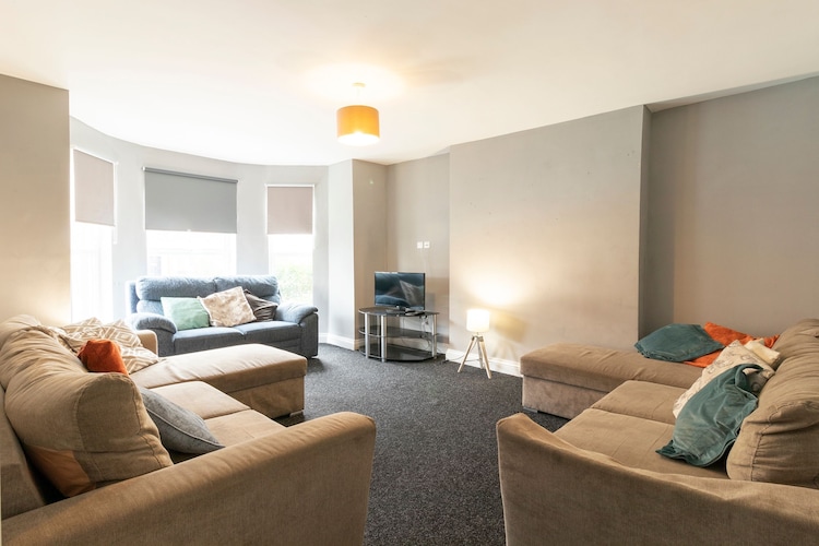 Goulden Haven Manchester Sleeps 18