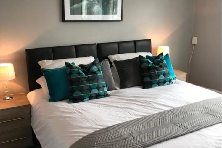 Finney Place Manchester sleeps 4
