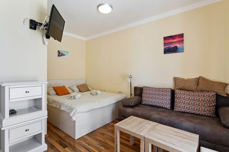 San Marian apartment 1C