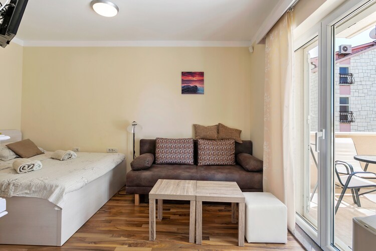 San Marian apartment 1C