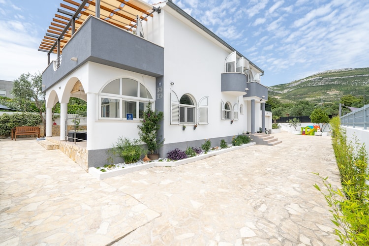 Villa Bliss